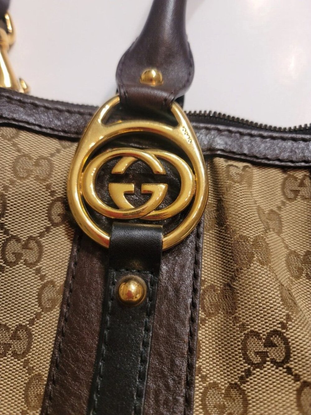 Gucci Monogram Large Convertable Purse - Picture 9 of 9